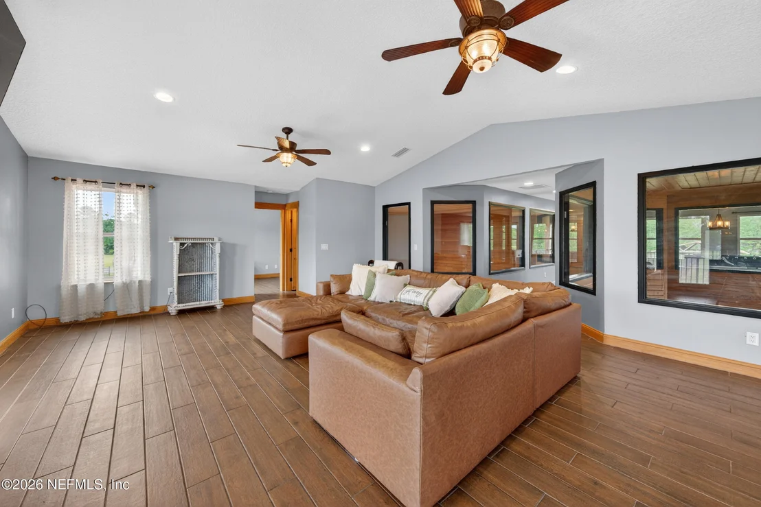 Photo of 1845 KINARD Road