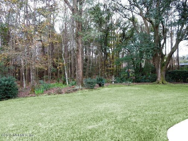 Photo of 533 OAKMONT Drive