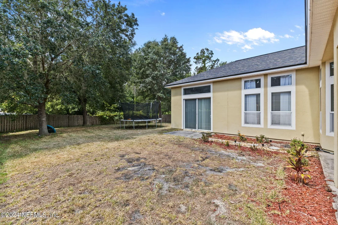Photo of 6044 WHITE TIP Road
