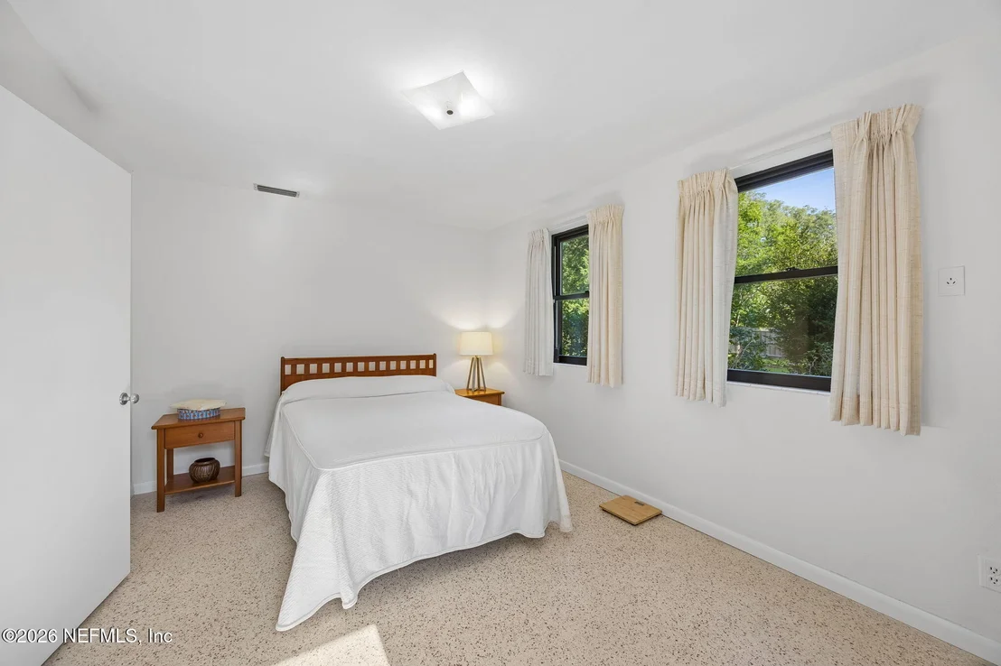 Photo of 1002 NEPTUNE Lane