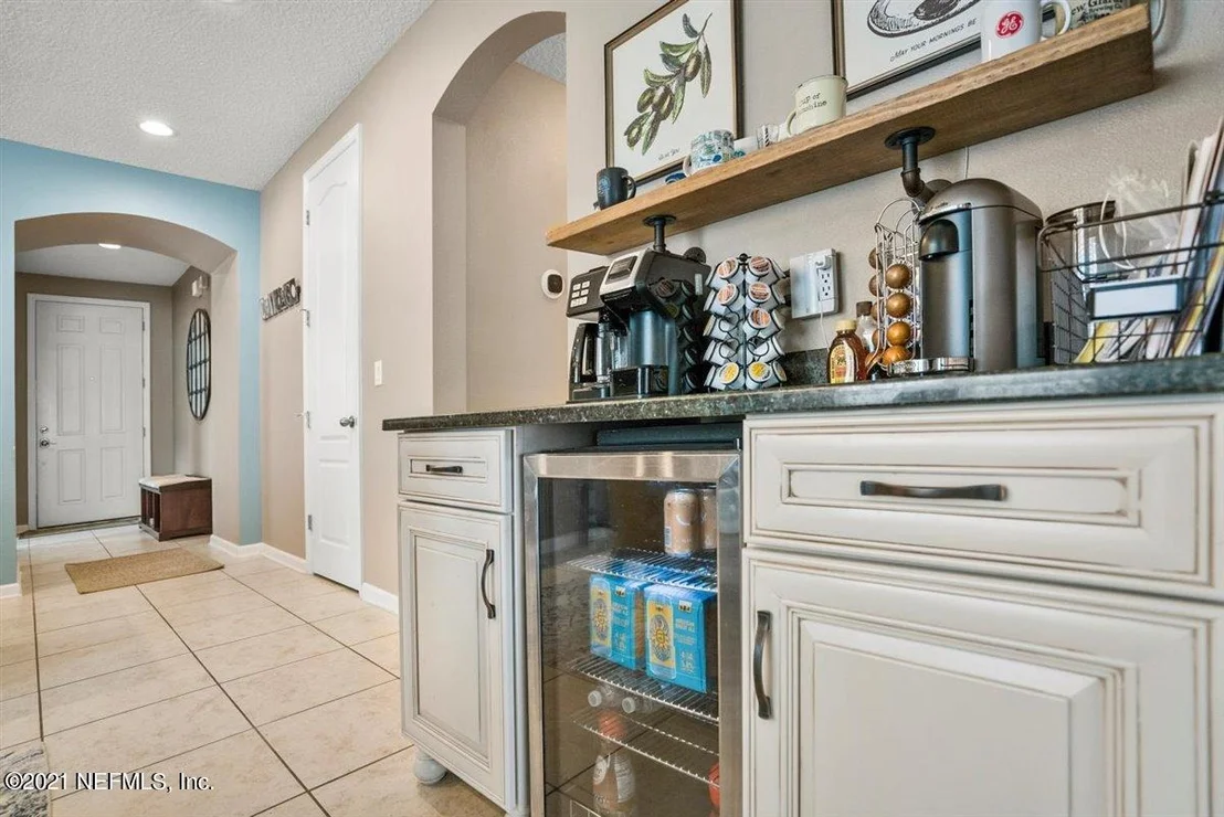 Photo of 105 BREEZY Point