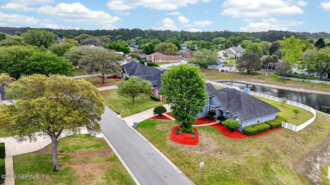 Photo of 1104 HIDEAWAY Drive N