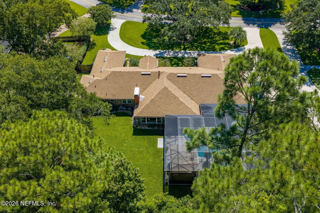 Photo of 8148 BLUE JAY Lane