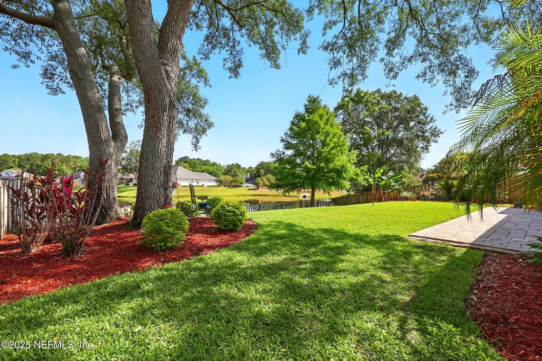 Photo of 364 MAPLEWOOD Drive