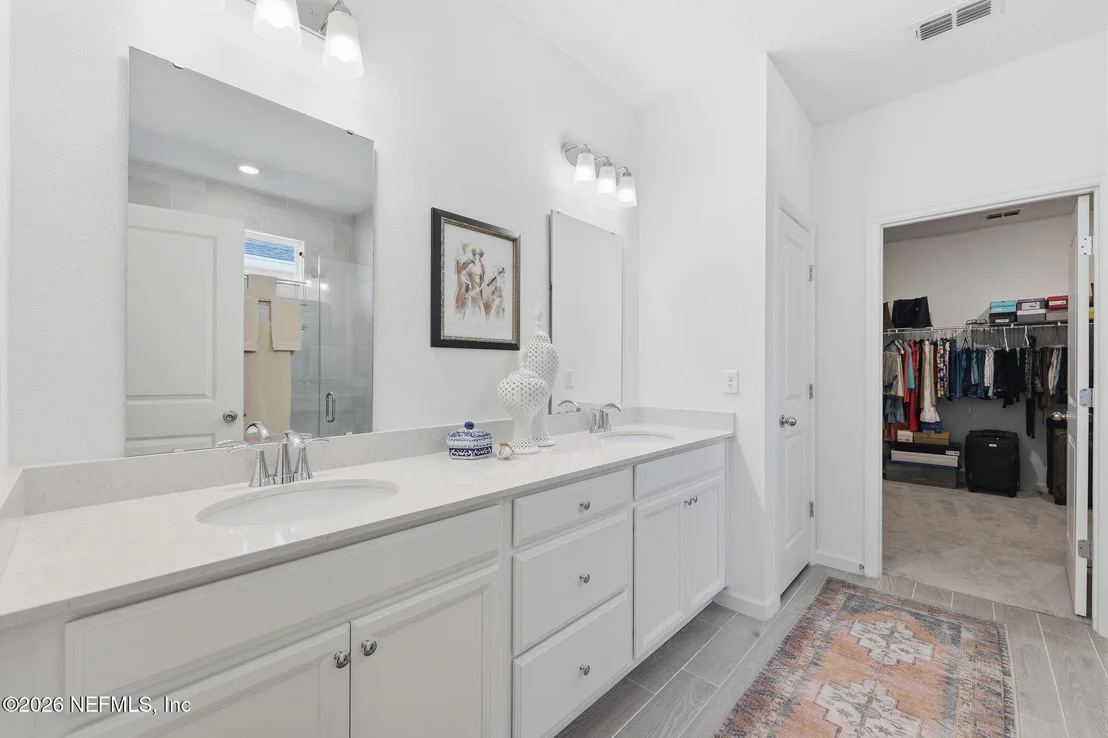 Photo of 131 BEAUCLAIR Boulevard