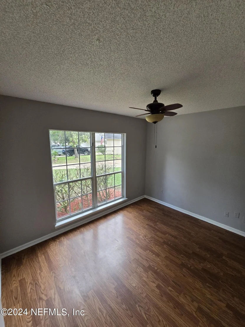 Photo of 724 S LILAC Loop