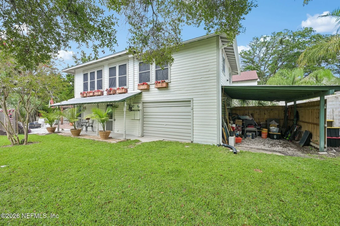 Photo of 249 CHARLOTTE Street