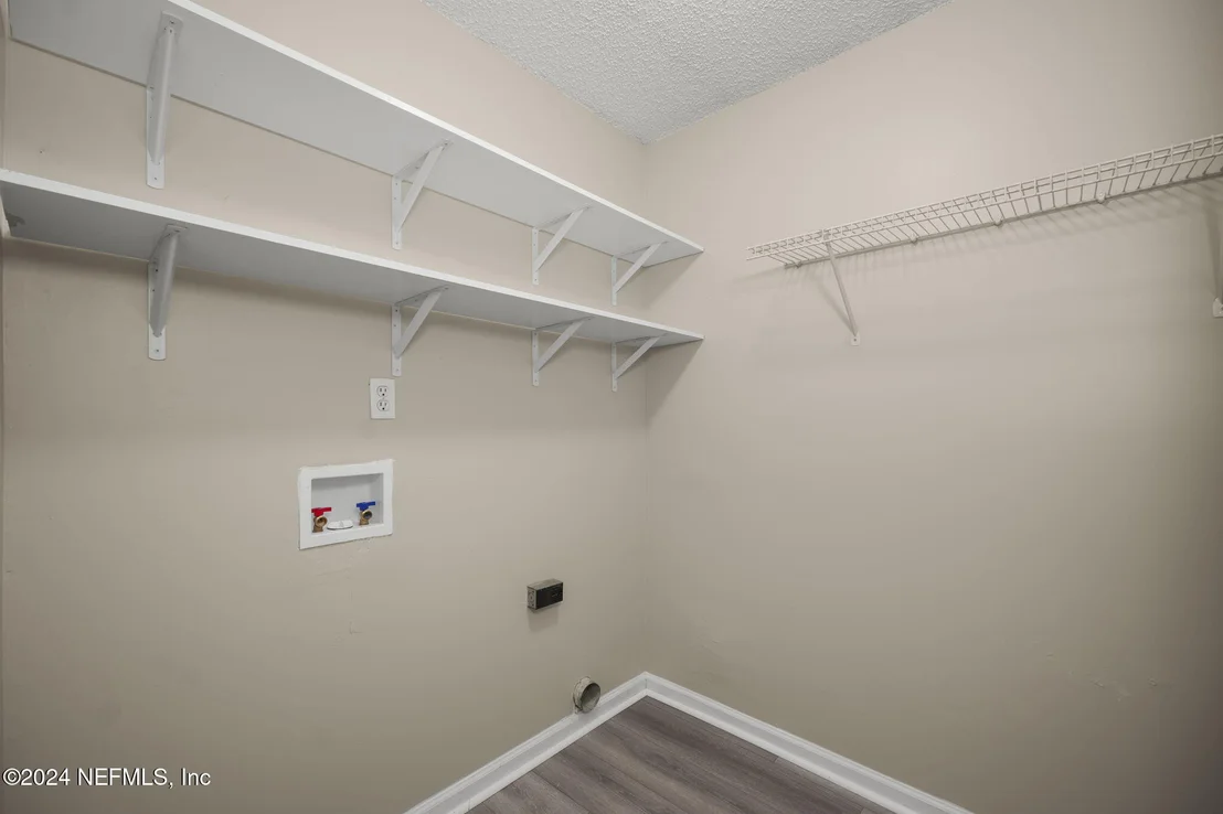Photo of 312 SOUTHLAKE Drive