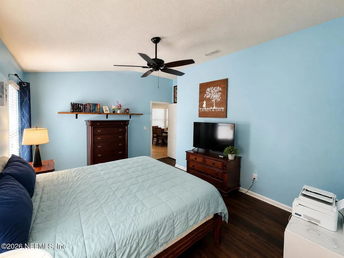 Photo of 423 SAMARA LAKES Parkway