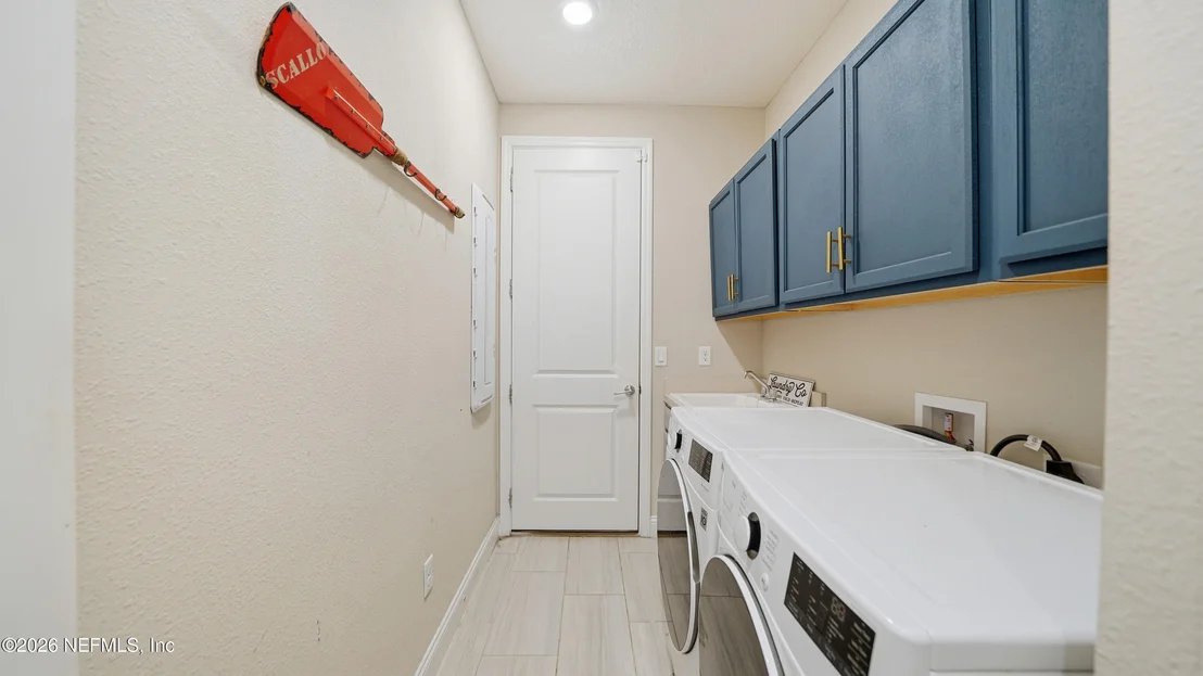 Photo of 63 DIAMONDBACK Avenue