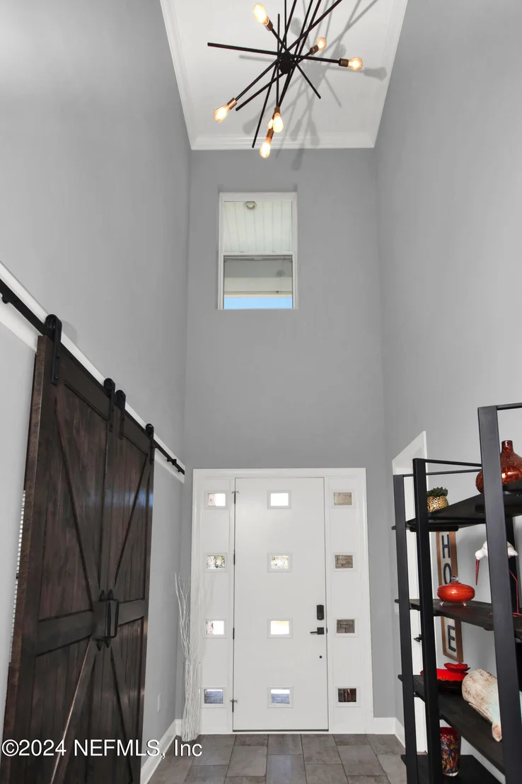 Photo of 10152 SILVERBROOK Trail