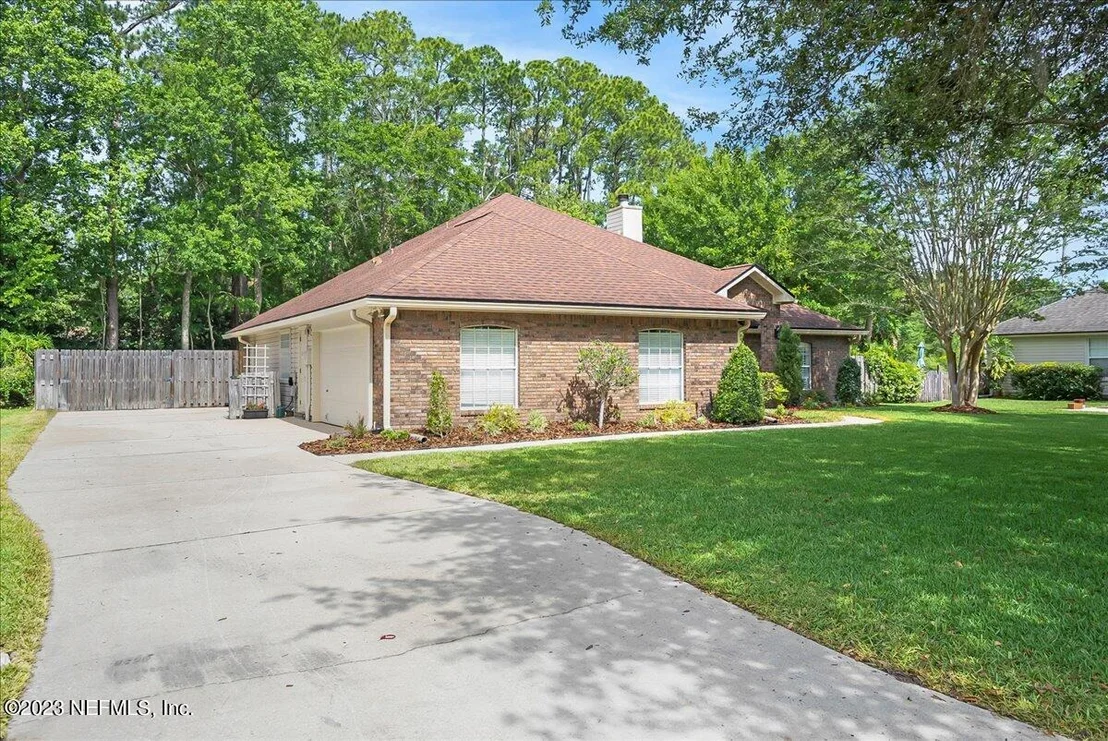 Photo of 2809 SWEETHOLLY Drive