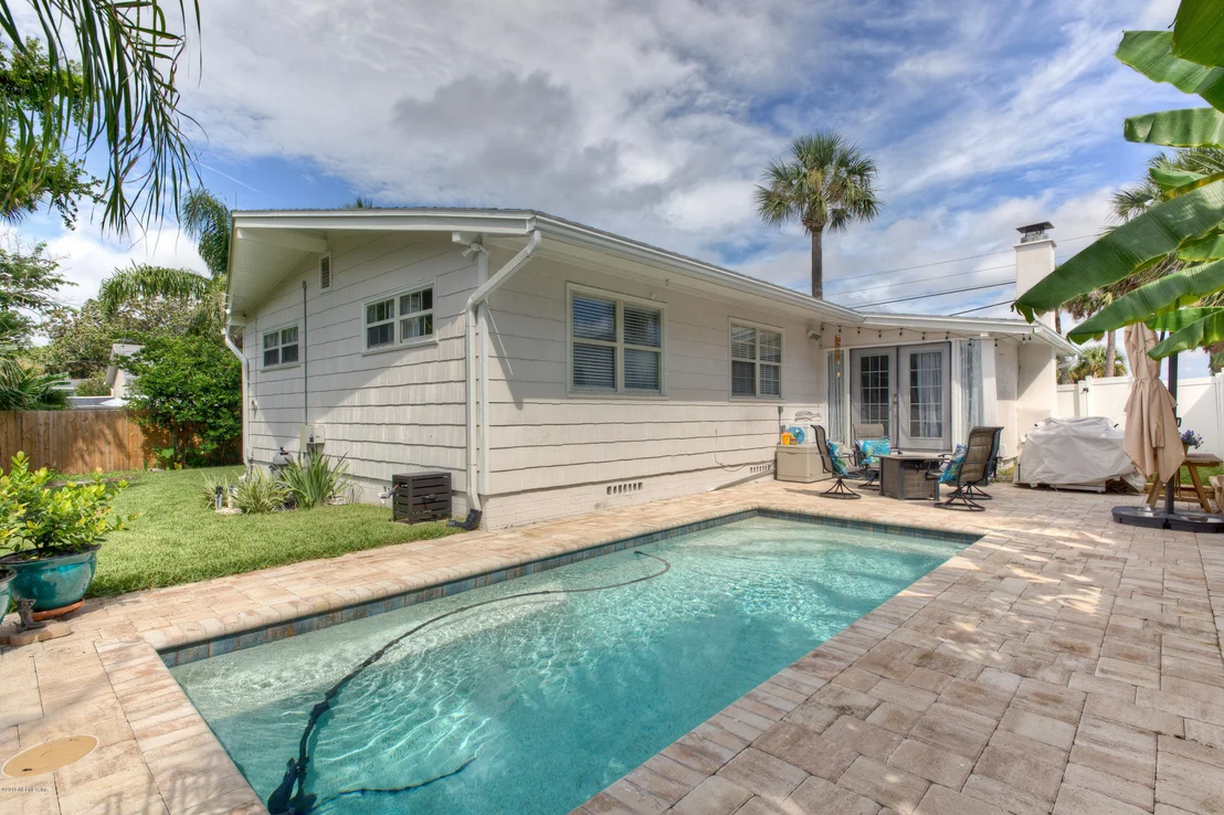 Photo of 435 FLORIDA Boulevard