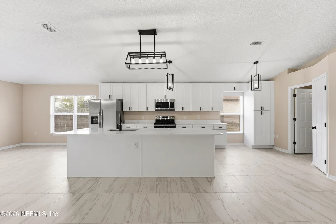 Photo of 3005 SUNSET RIDGE Drive