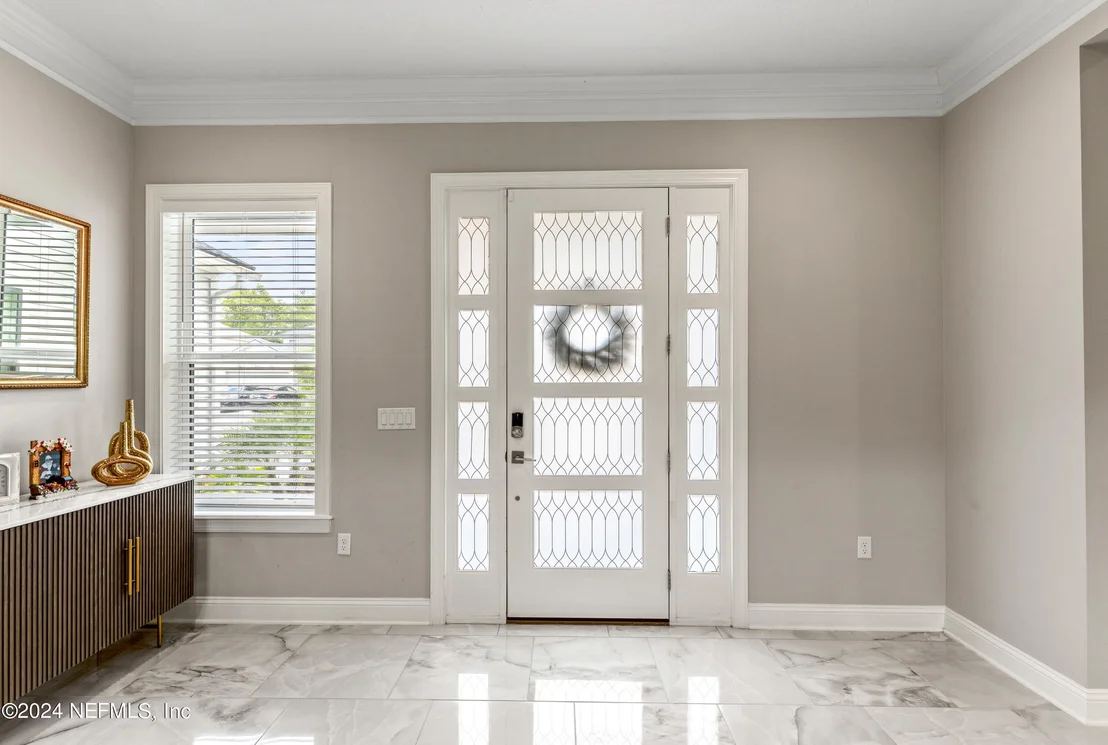 Photo of 10511 SILVERBROOK Trail