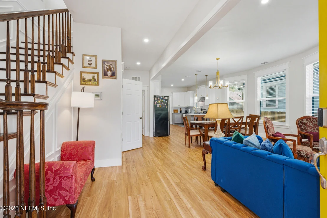 Photo of 1217 WALNUT Street