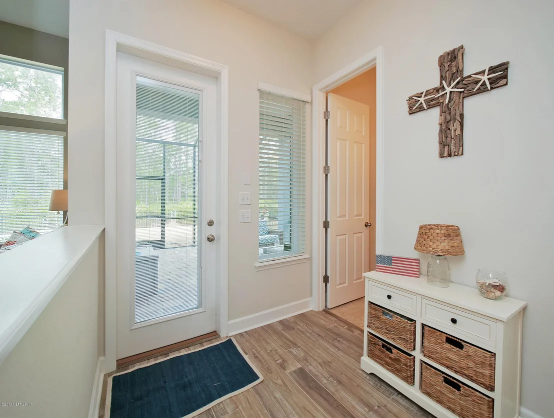 Photo of 453 EAGLE ROCK Drive