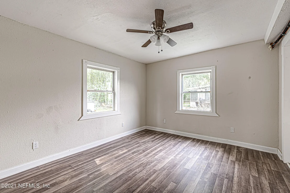 Photo of 5745 CARNATION Road