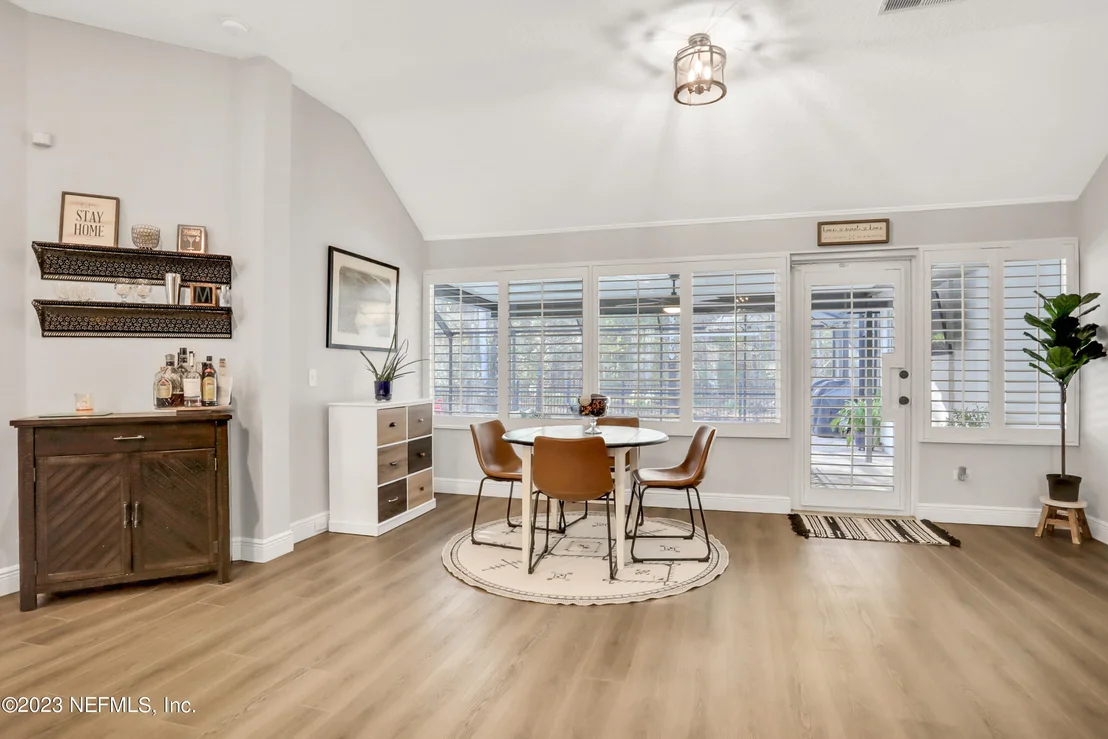 Photo of 1809 LOCHAMY Lane