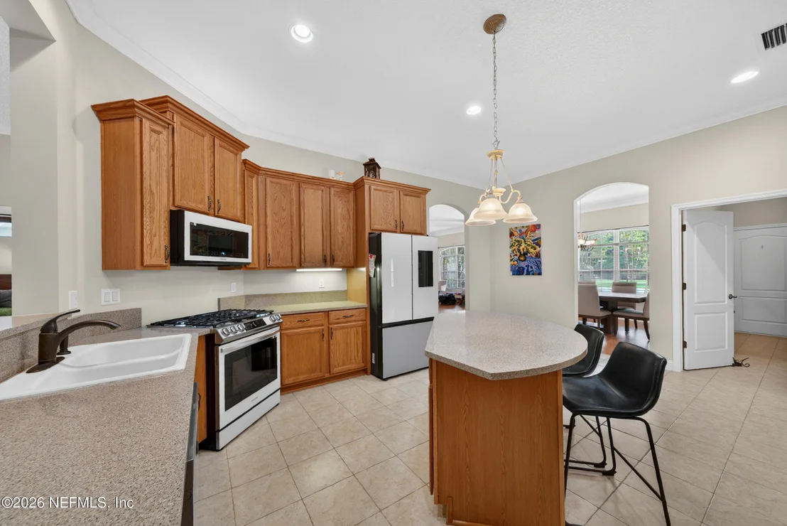 Photo of 1439 BARRINGTON Circle