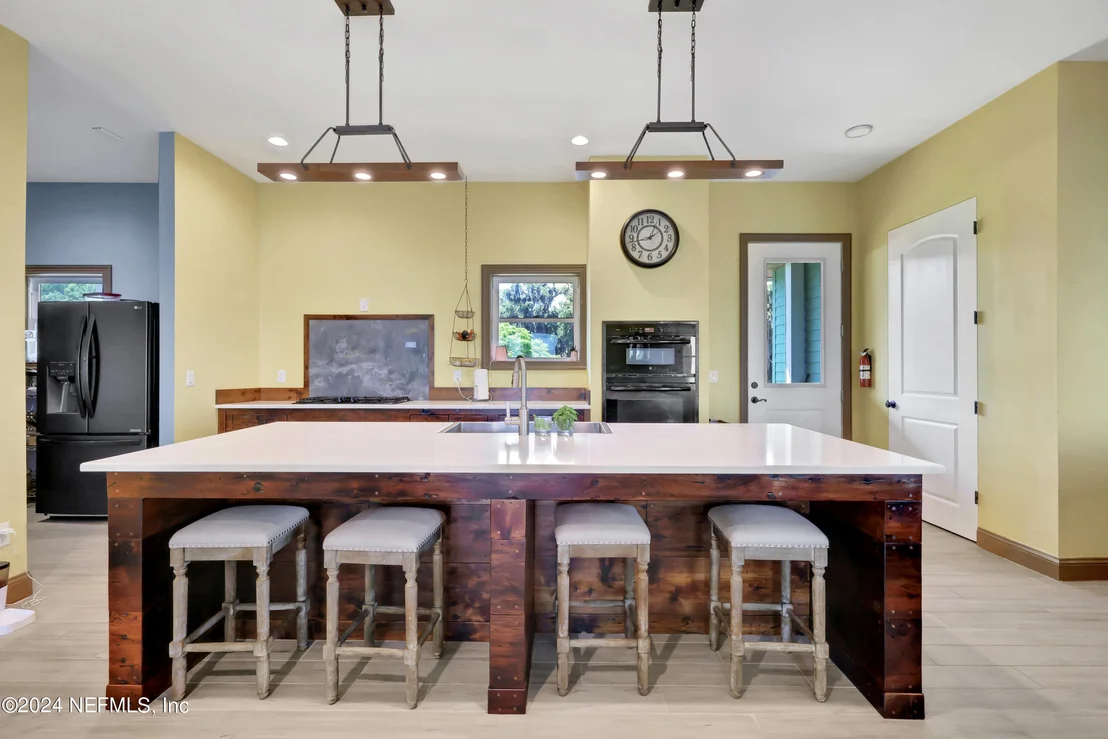 Photo of 2878 ADAMS Road