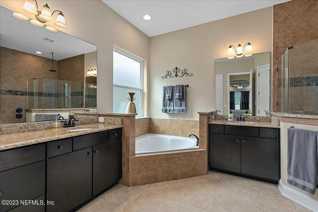 Photo of 158 STAPLEHURST Drive
