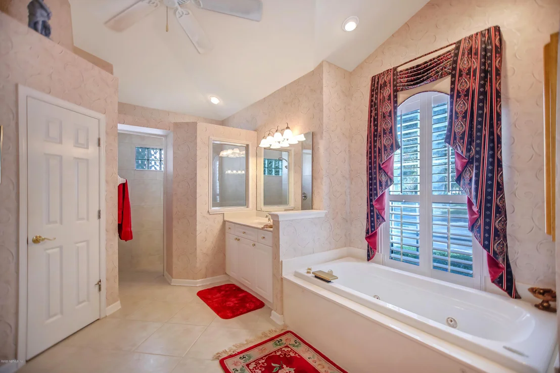 Photo of 261 PINEHURST POINTE Drive