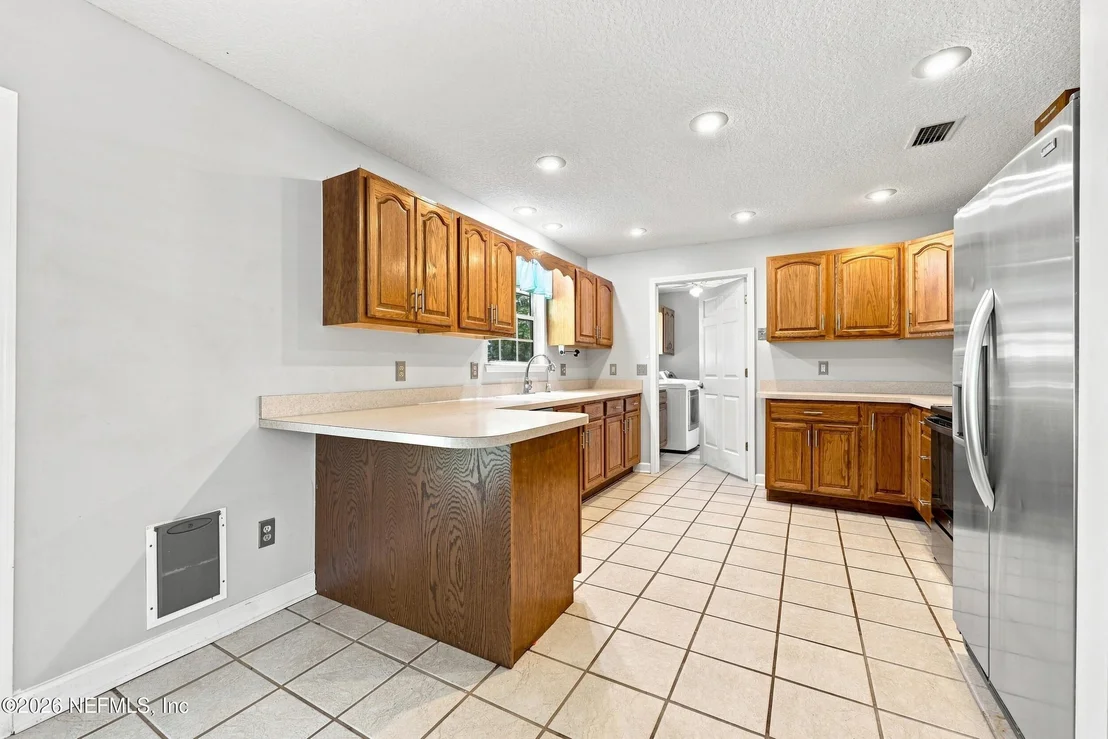 Photo of 710 RENFRO Road