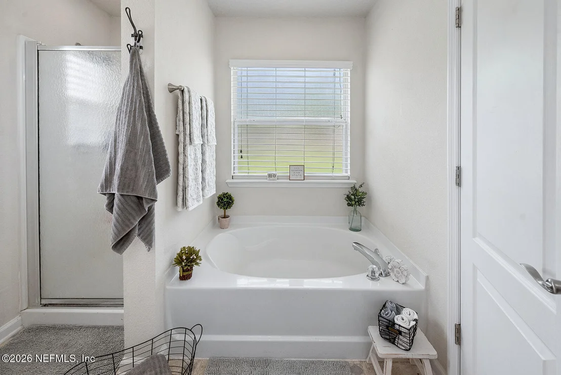 Photo of 76097 TIDEVIEW Lane