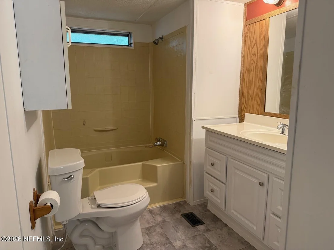 Photo of 8105 COLEE COVE Road