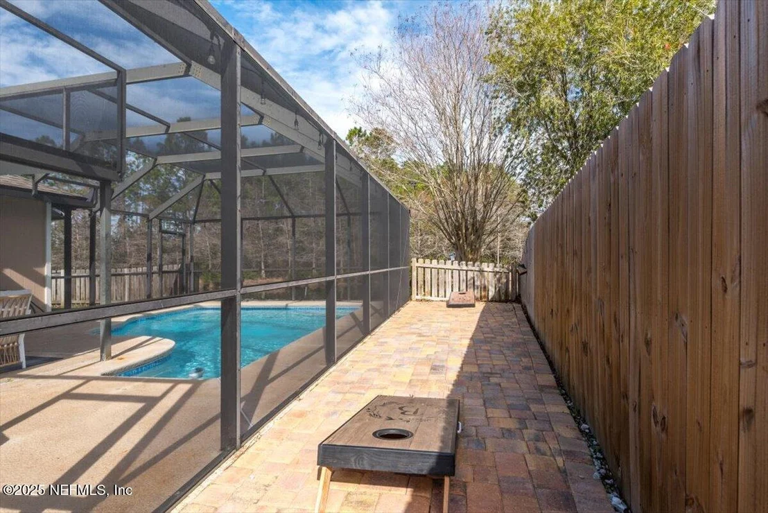 Photo of 184 SOUTHLAKE Drive