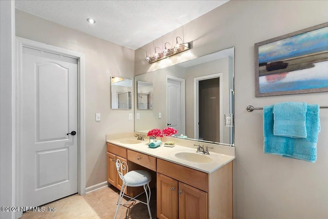 Photo of 13779 WEEPING WILLOW Way