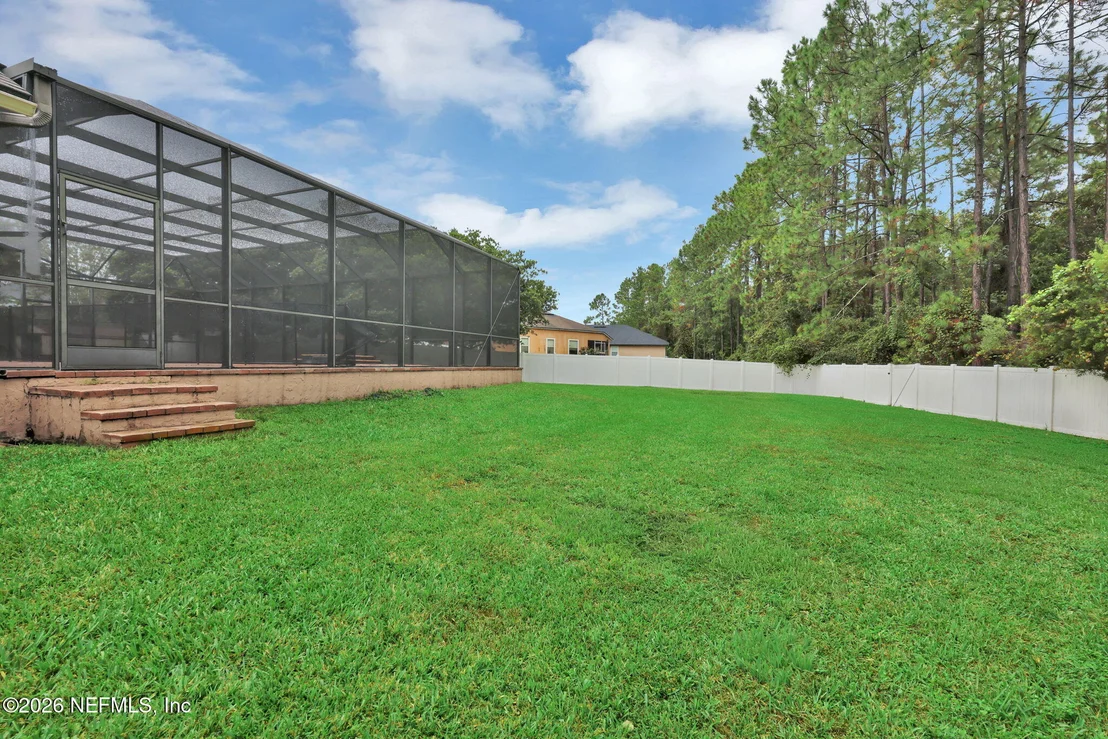 Photo of 879 SONGBIRD Drive