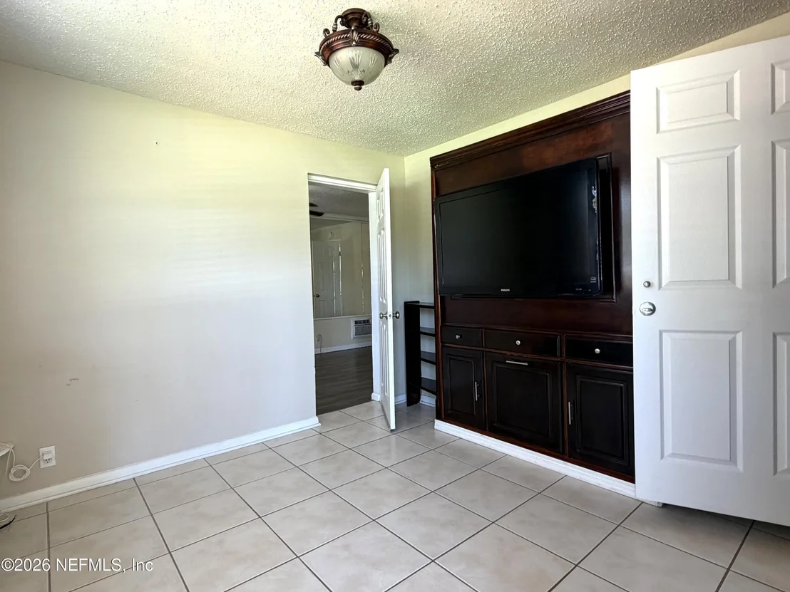 Photo of 4127 SPRINGWOOD Road