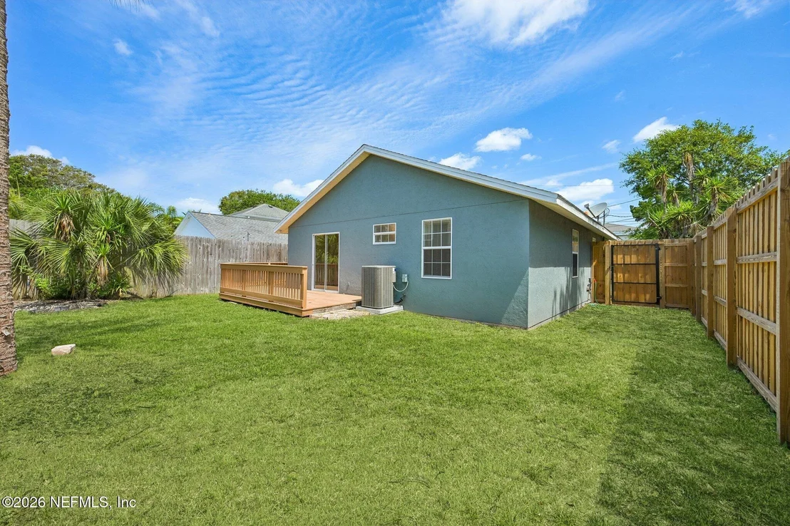 Photo of 207 B Street