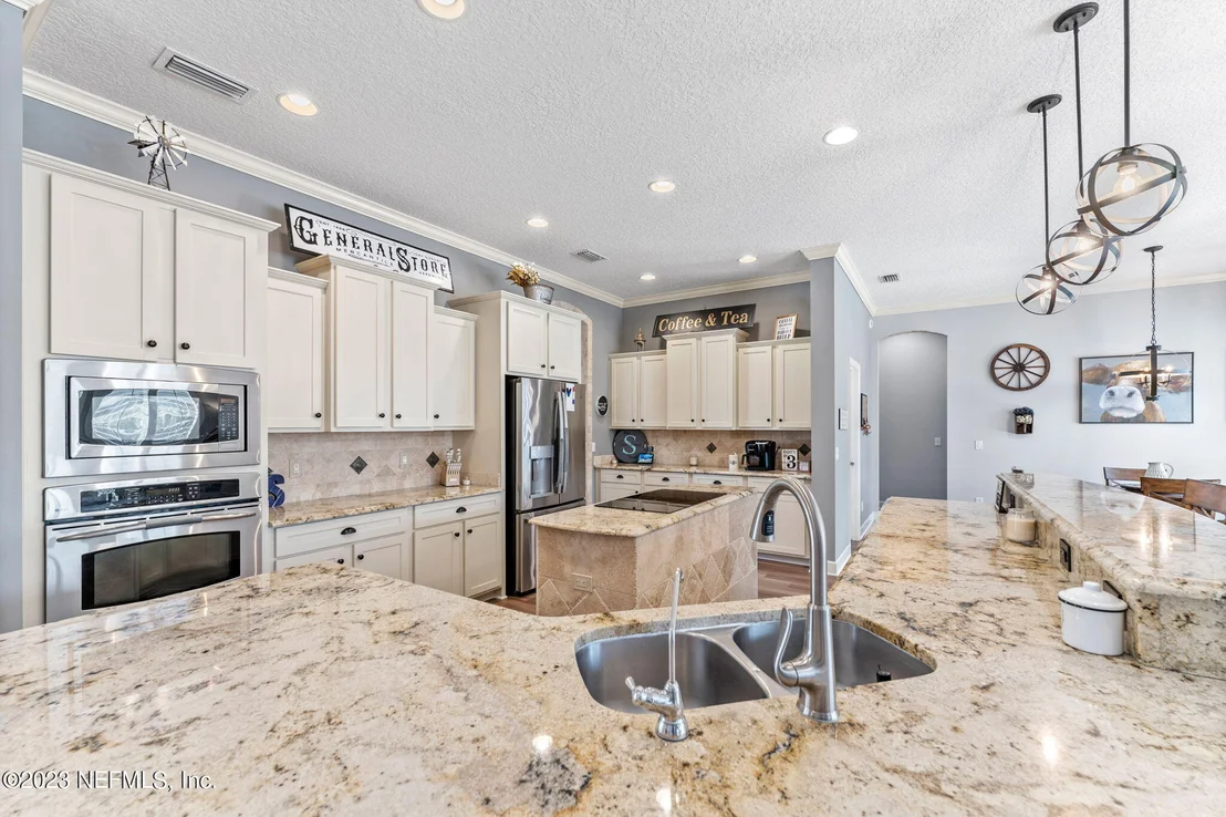 Photo of 1815 MOORINGS CIR Circle