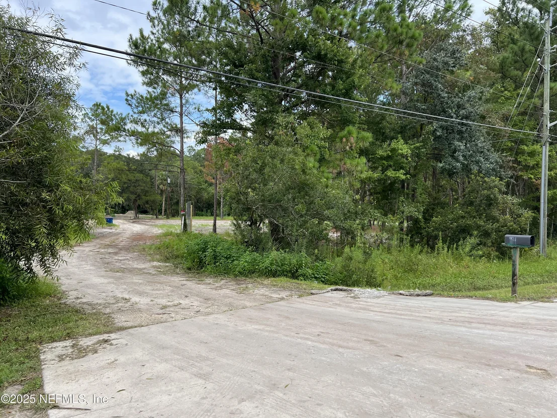 Photo of 921 COLE Road