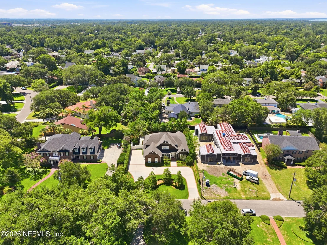 Photo of 1030 MAPLE Lane