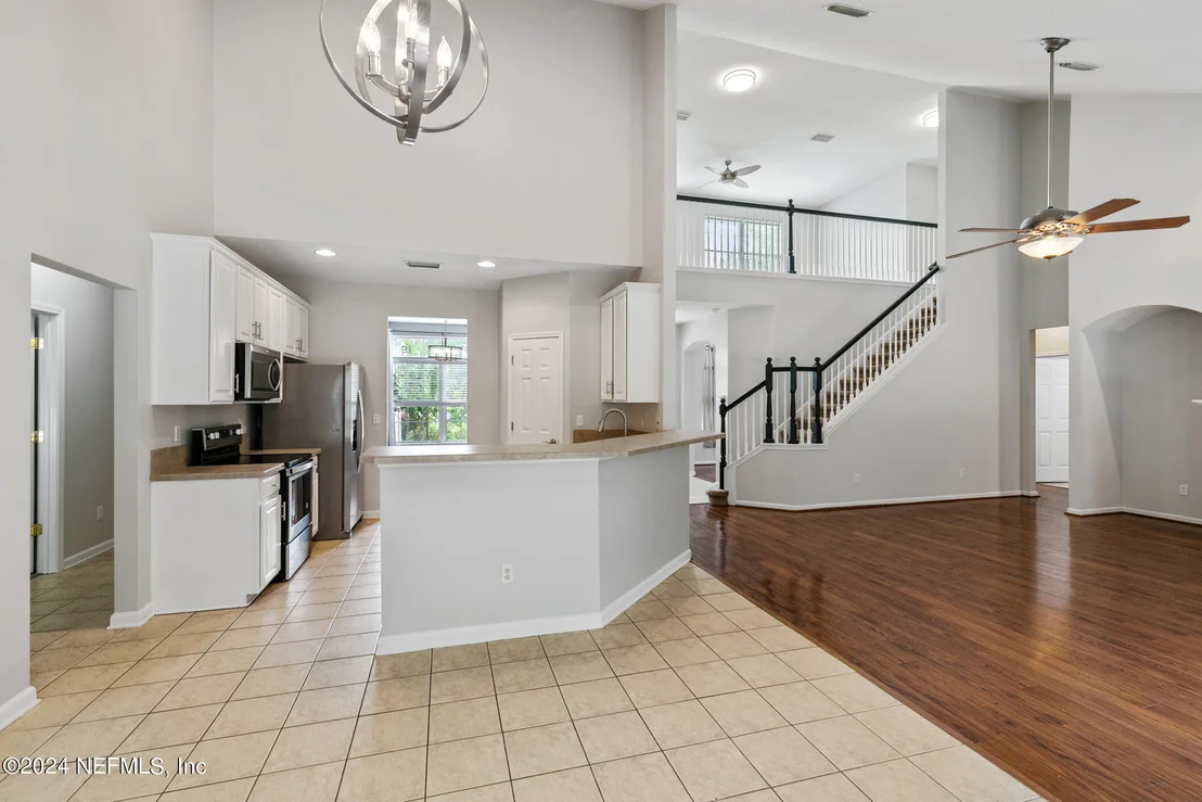 Photo of 4120 LONICERA Loop
