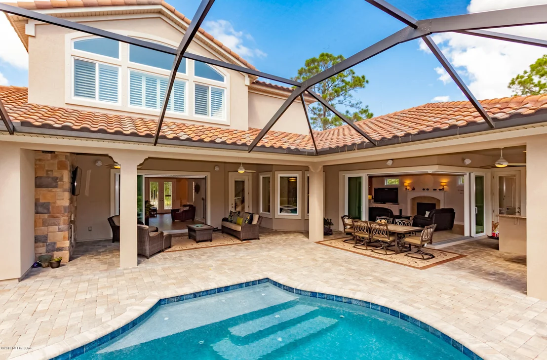 Photo of 216 VALE Drive