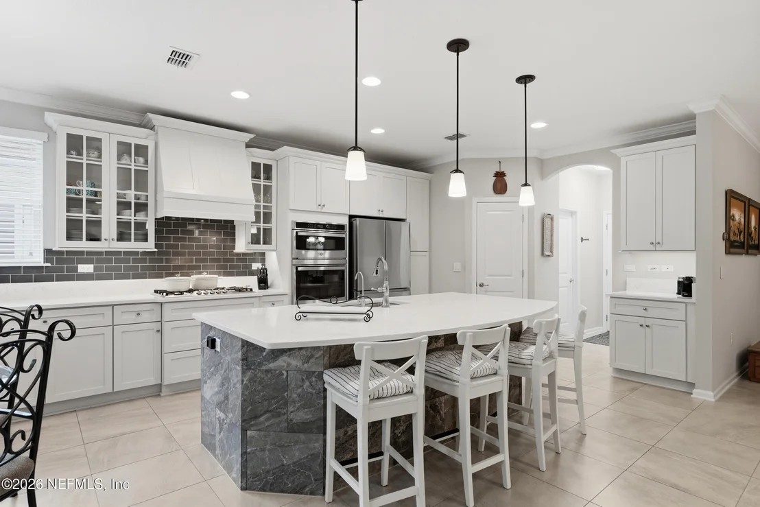 Photo of 24 GREENVIEW Lane