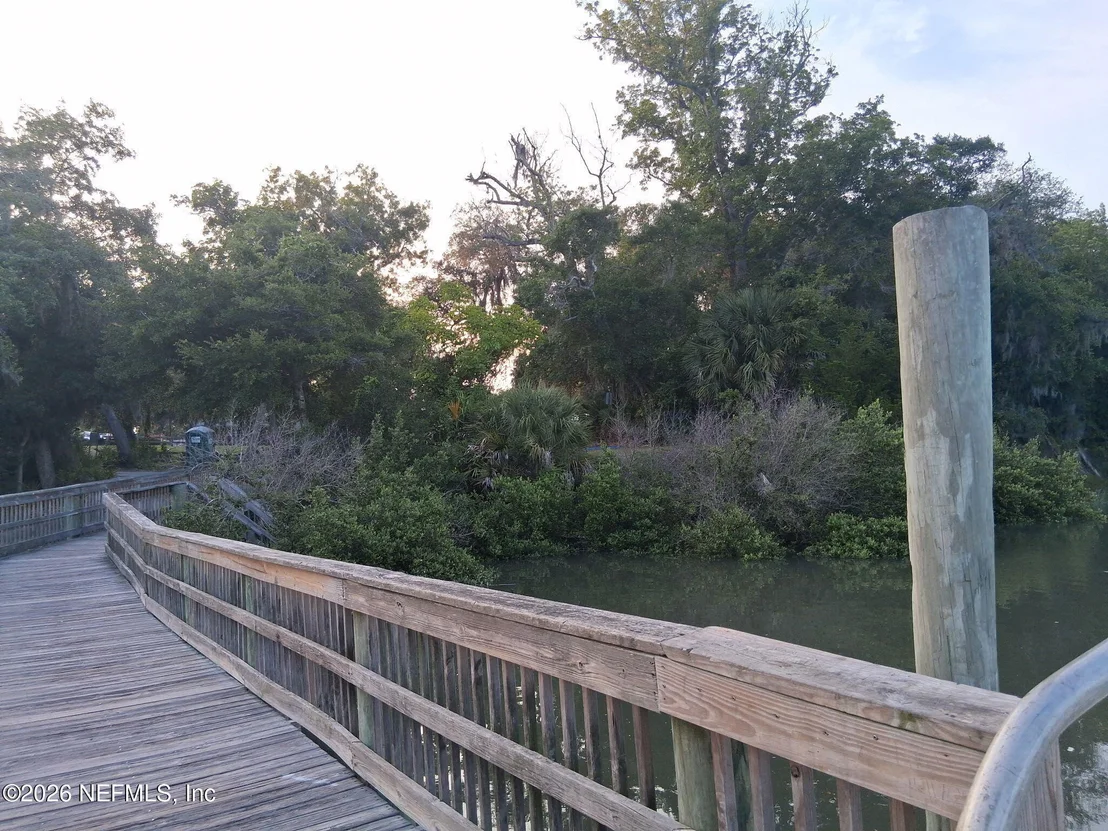 Photo of 320 LOBELIA Road