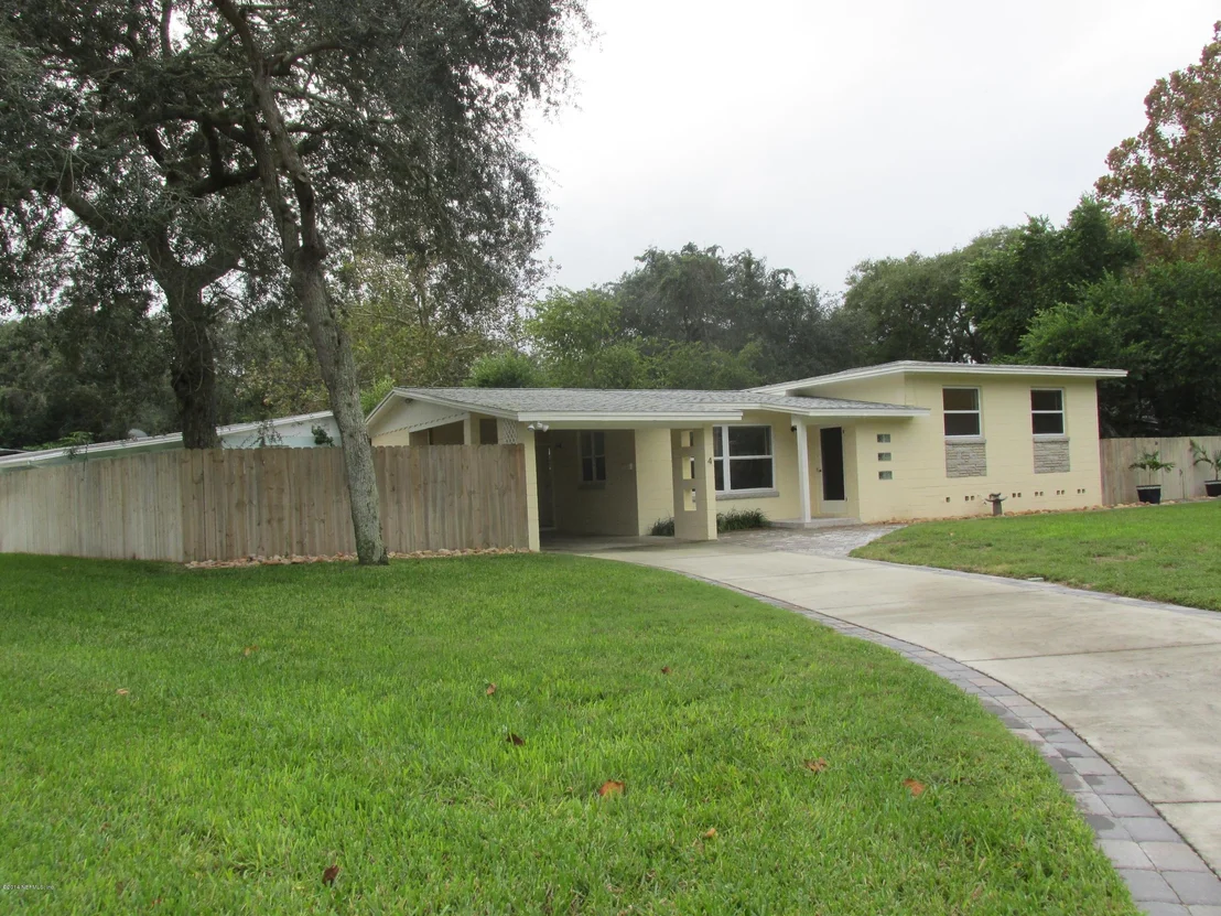 Photo of 4 FRANCISCAN Way