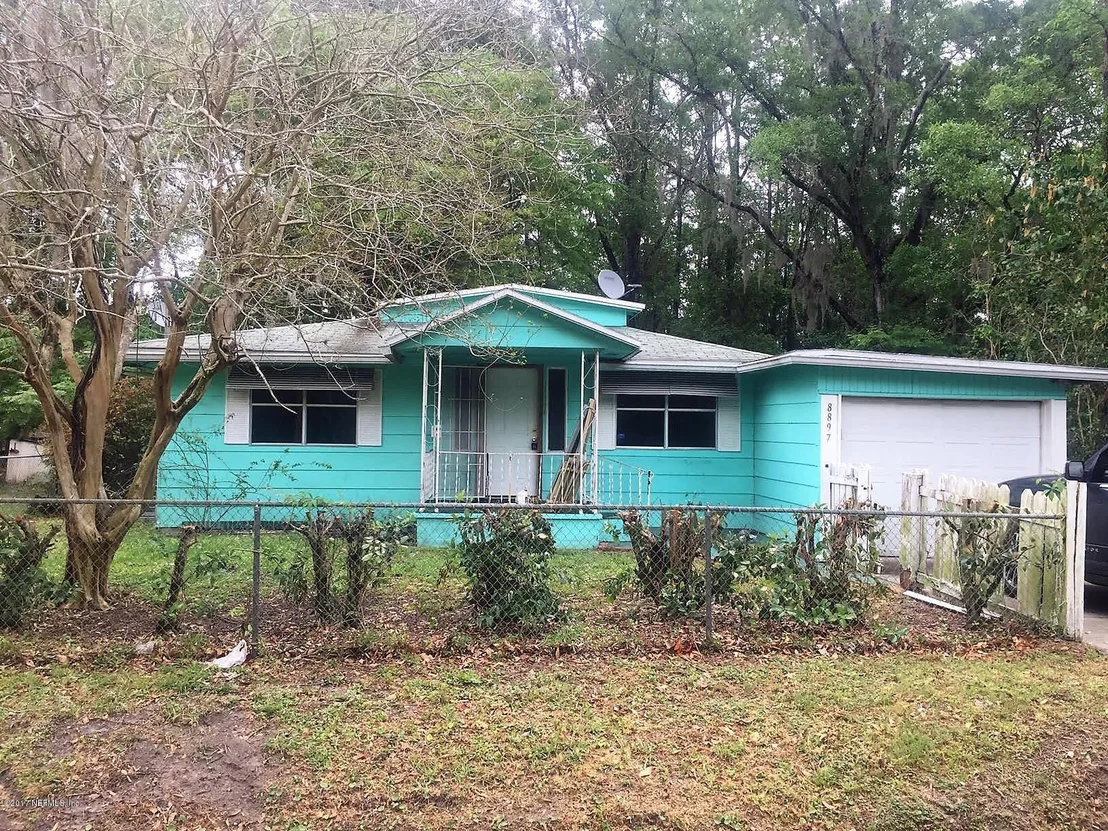 Photo of 8897 BRONSON Lane