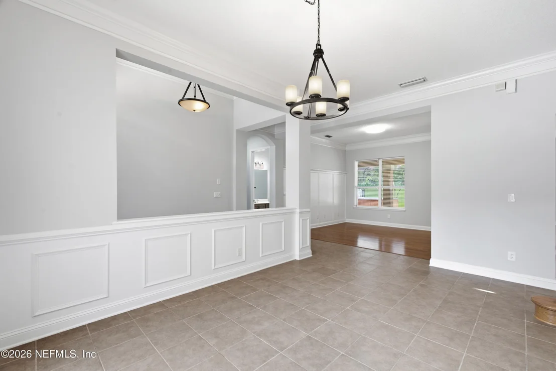 Photo of 1427 EAGLE CROSSING Drive