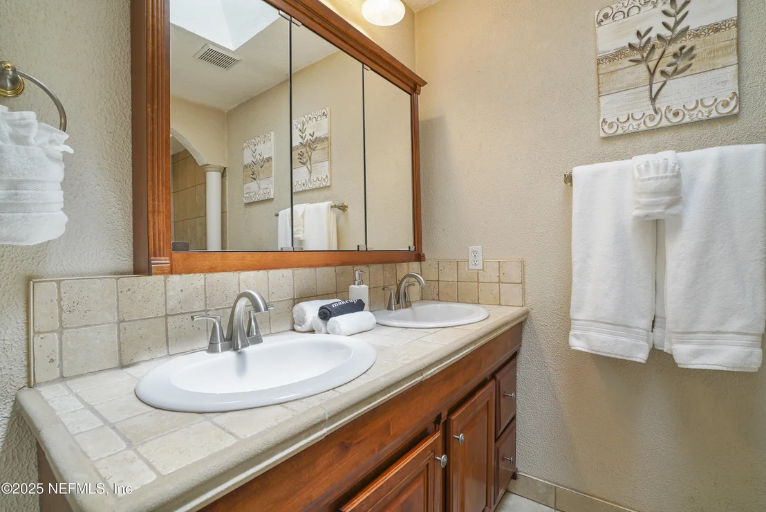 Photo of 4041 PINE RUN Circle