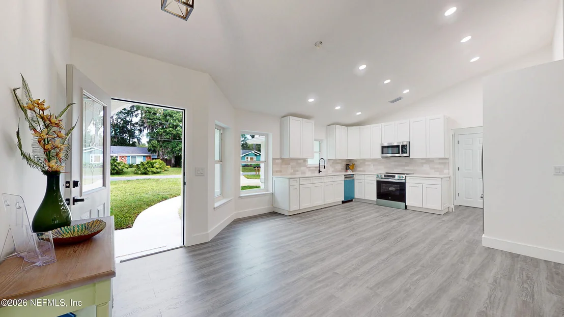 Photo of 119 DRAKE Road