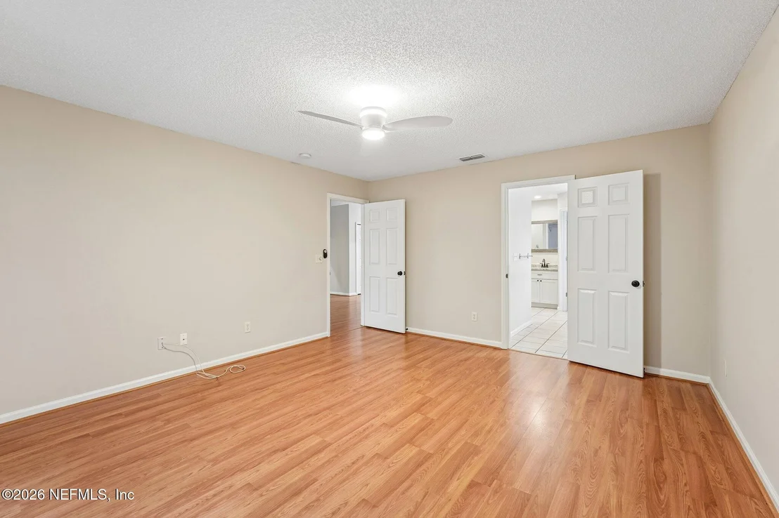 Photo of 1496 WINSTON Lane