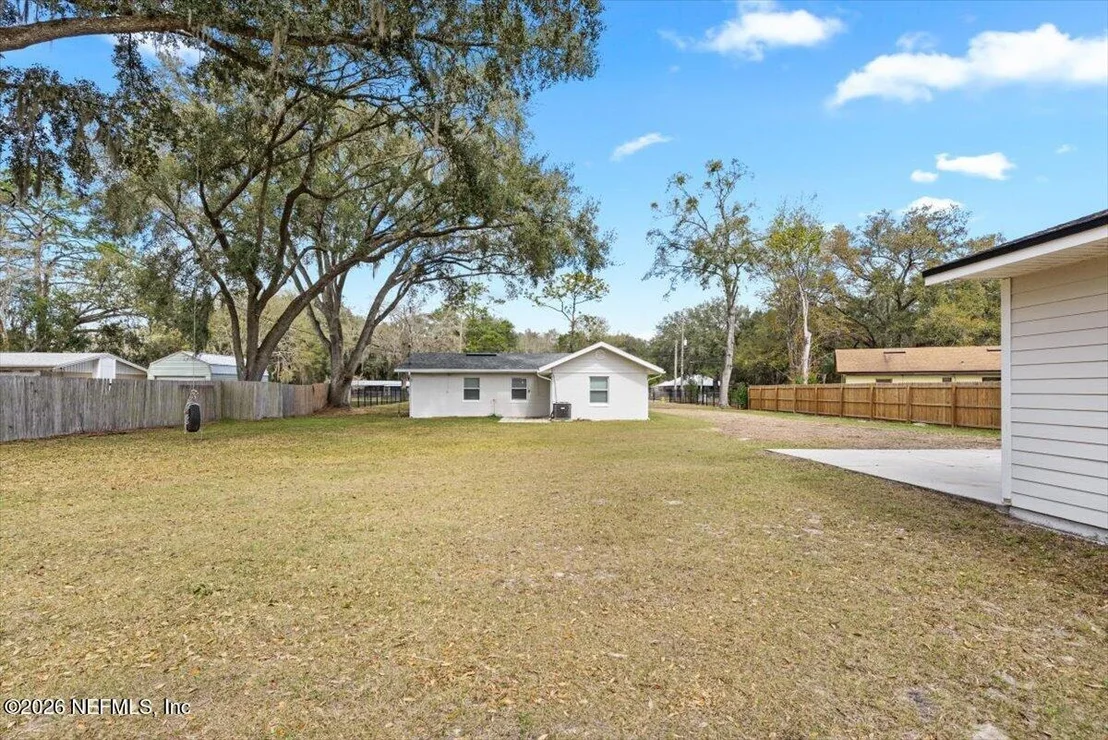 Photo of 9268 HIPPS Road