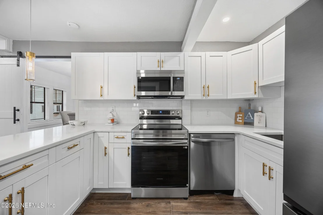 Photo of 136 WASHINGTON Street